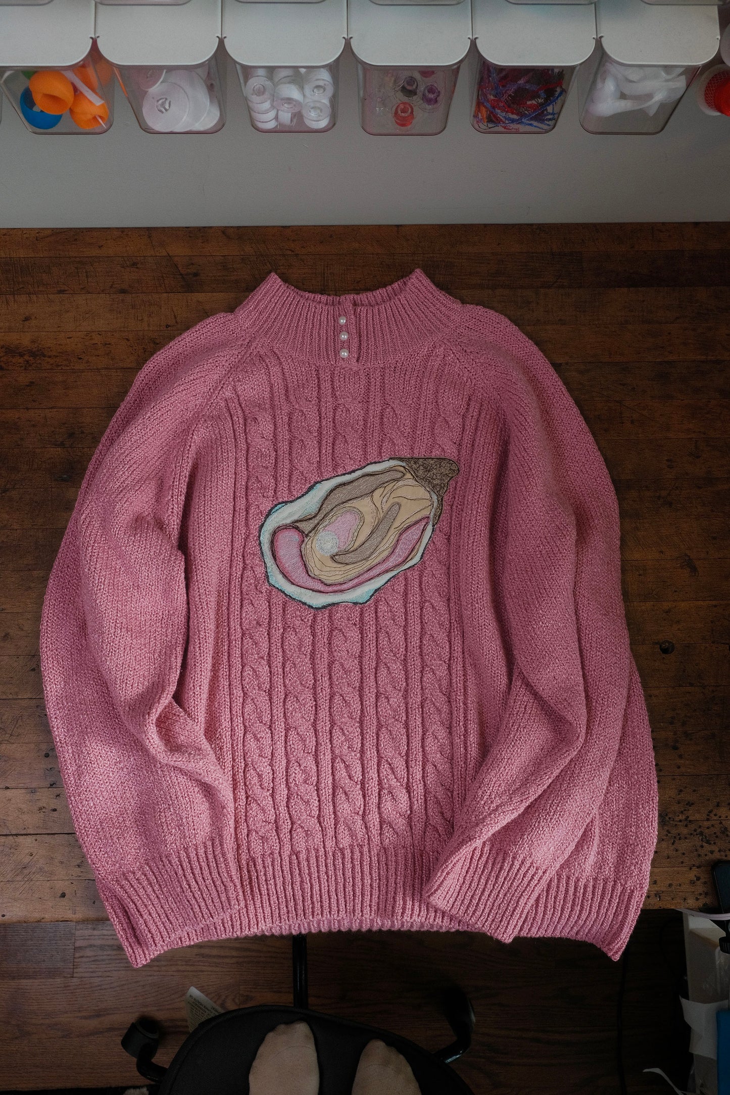 mother of pearl! oyster knit crew *xl*