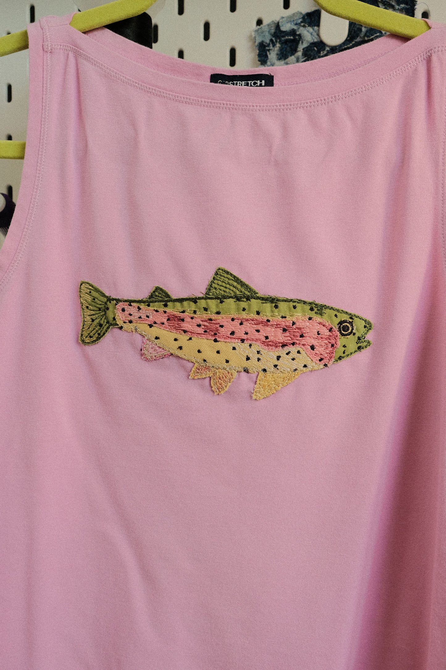 trout tank *X SMALL*