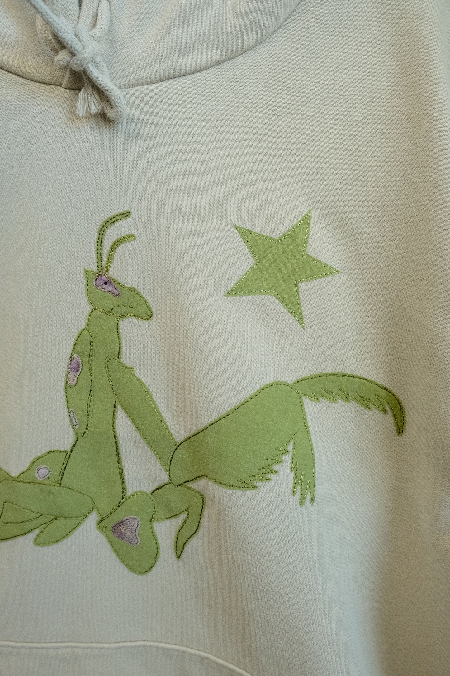star mantis hoodie *LARGE*