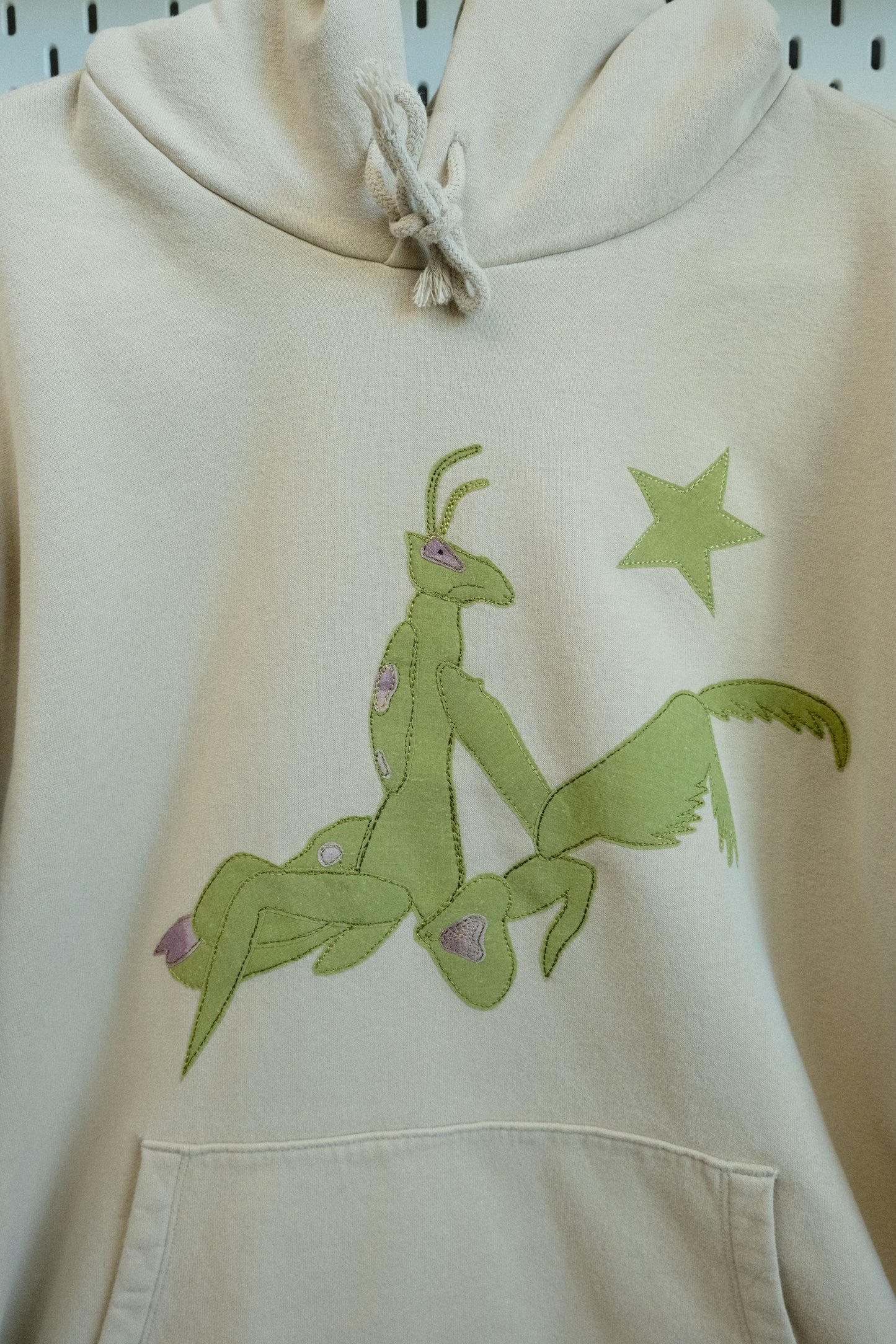 star mantis hoodie *LARGE*