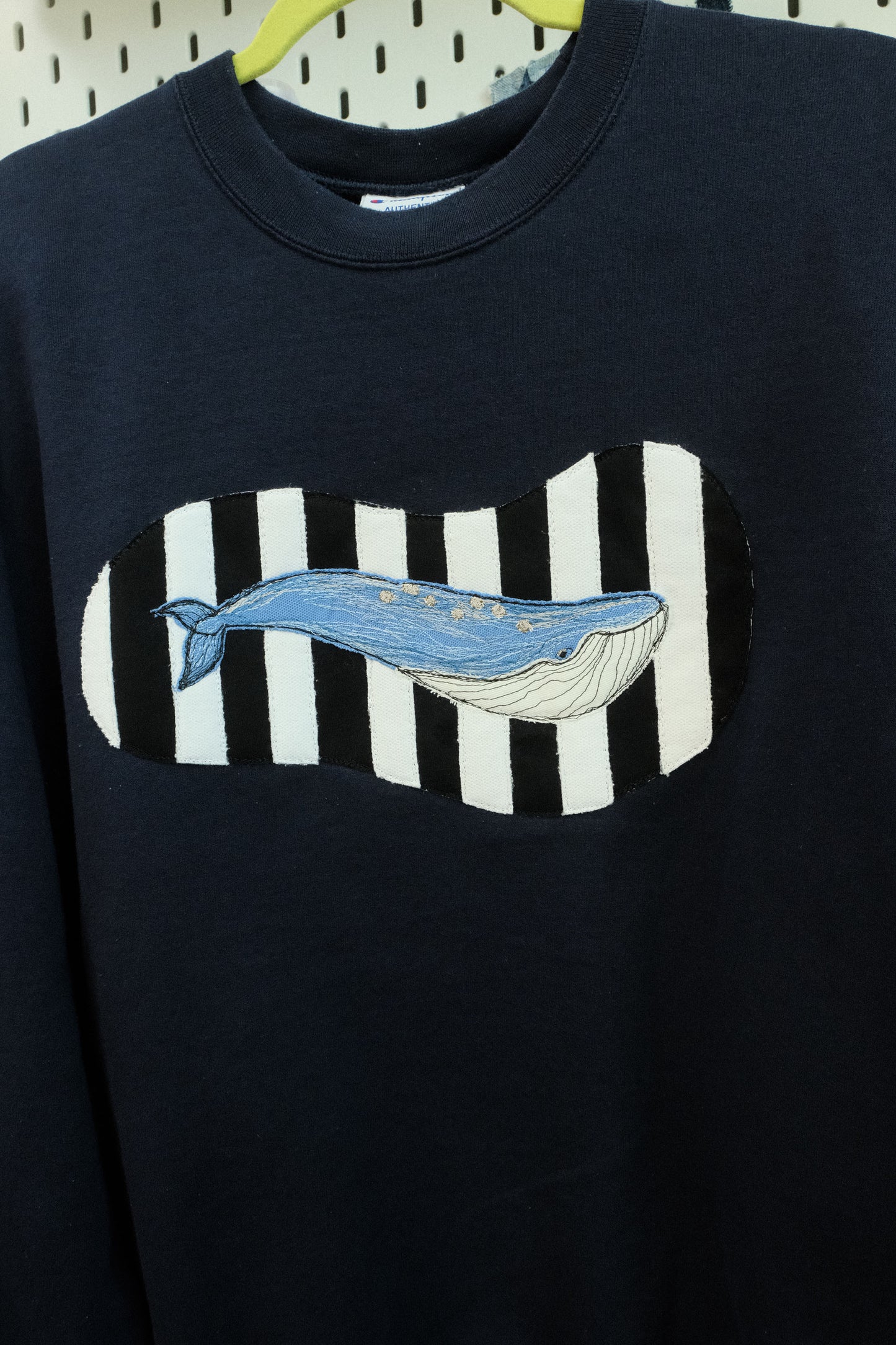 whale portrait crewneck *MEDIUM*