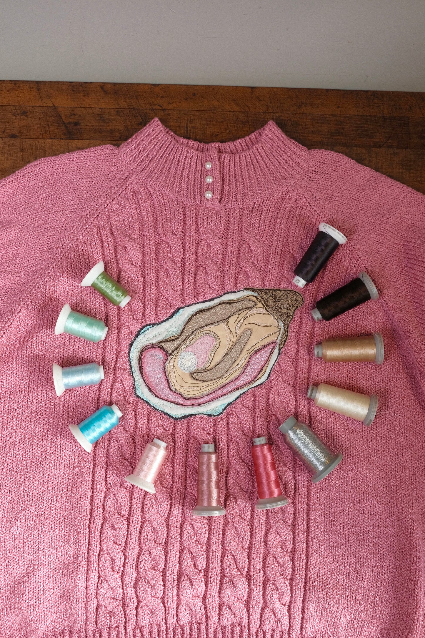 mother of pearl! oyster knit crew *xl*