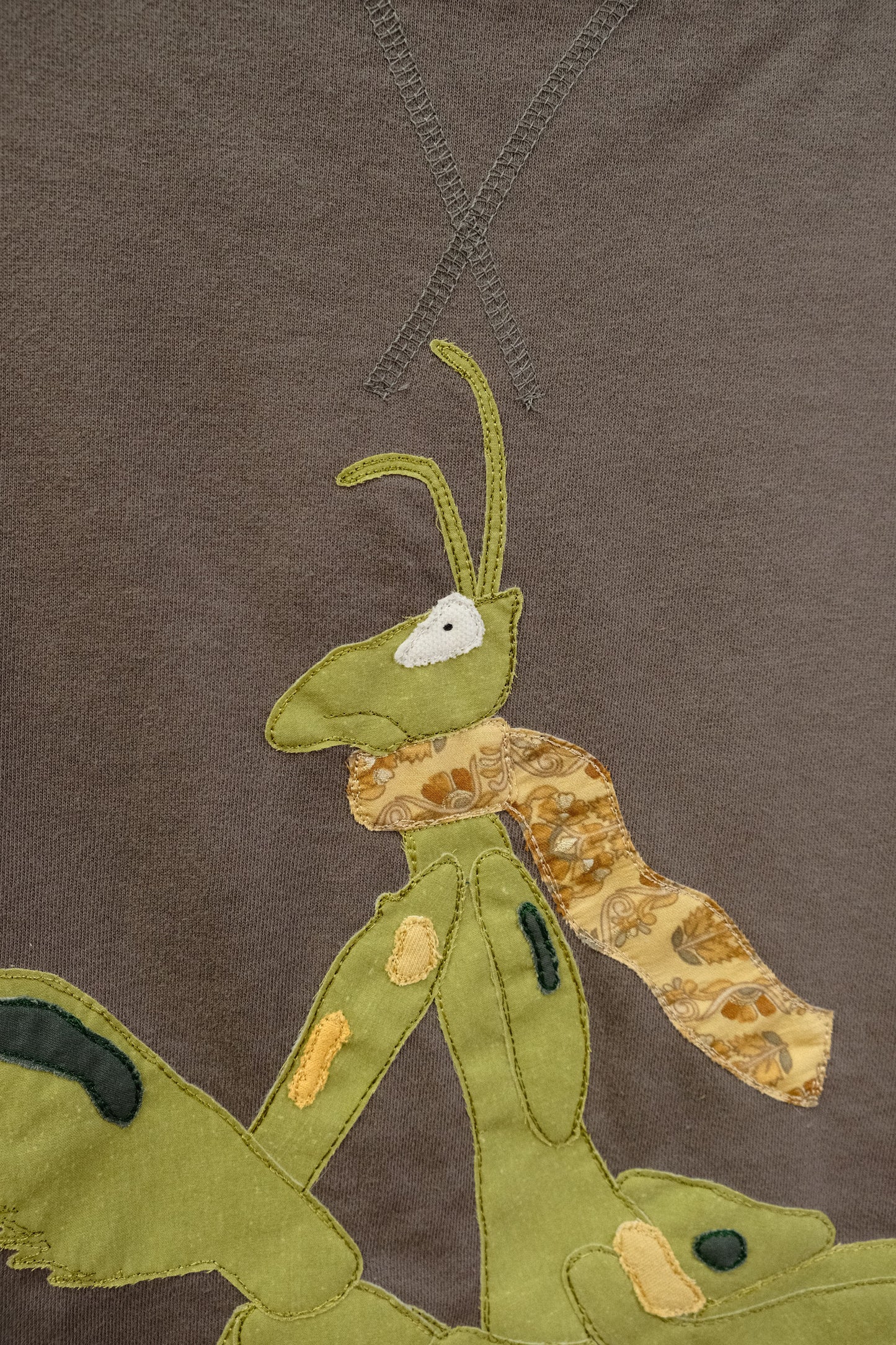 autumnal mantis crewneck *large*