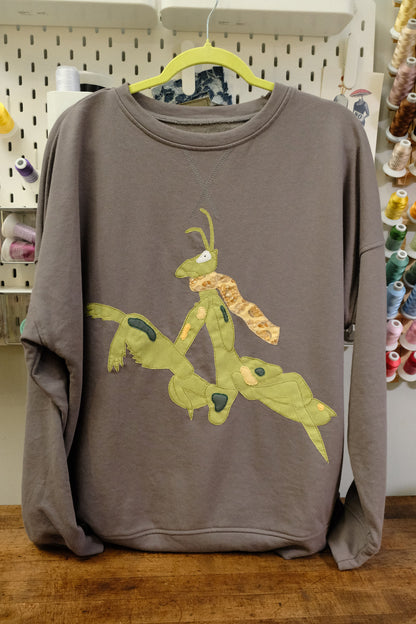 autumnal mantis crewneck *large*