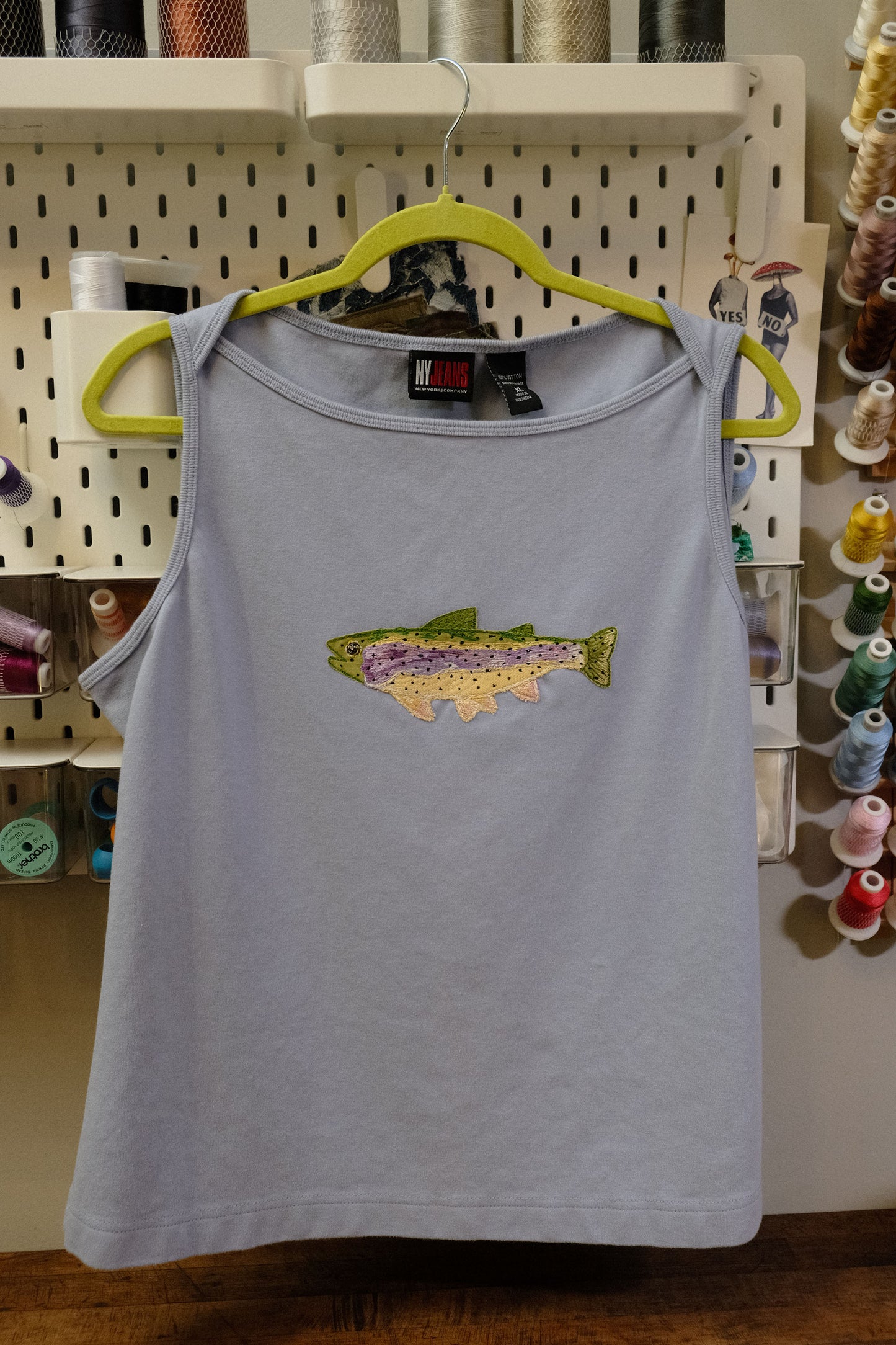 rainbow trout top *XL*