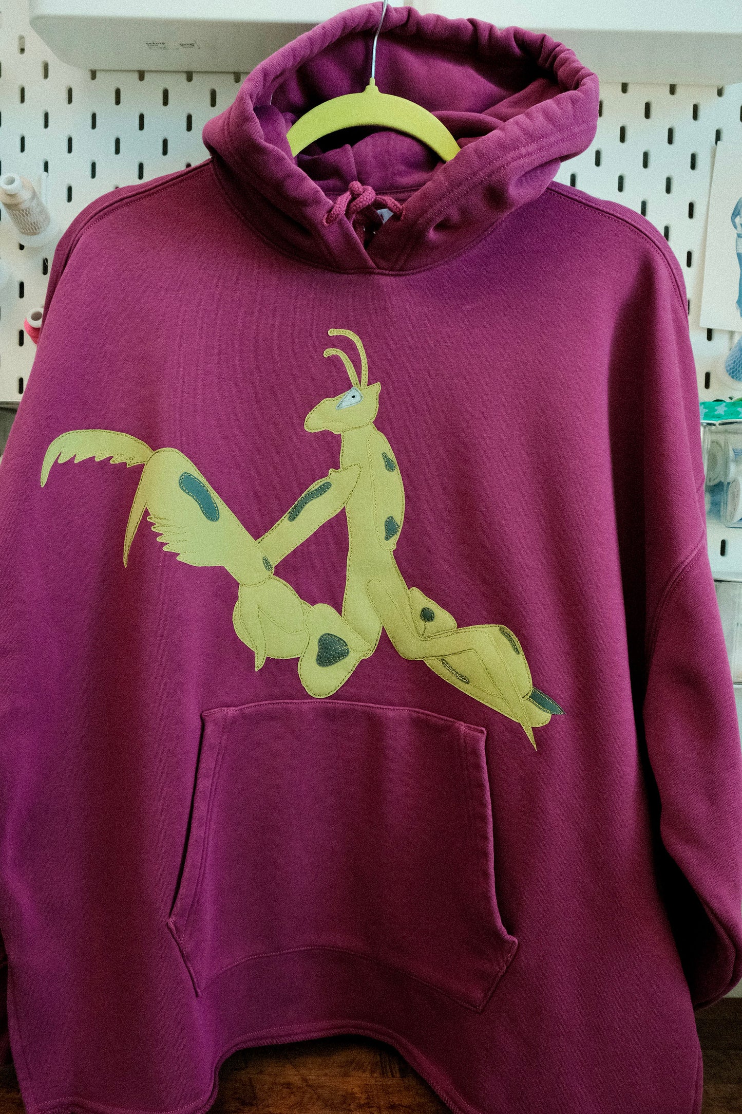 mega mantis star hoodie *women's S oversized*
