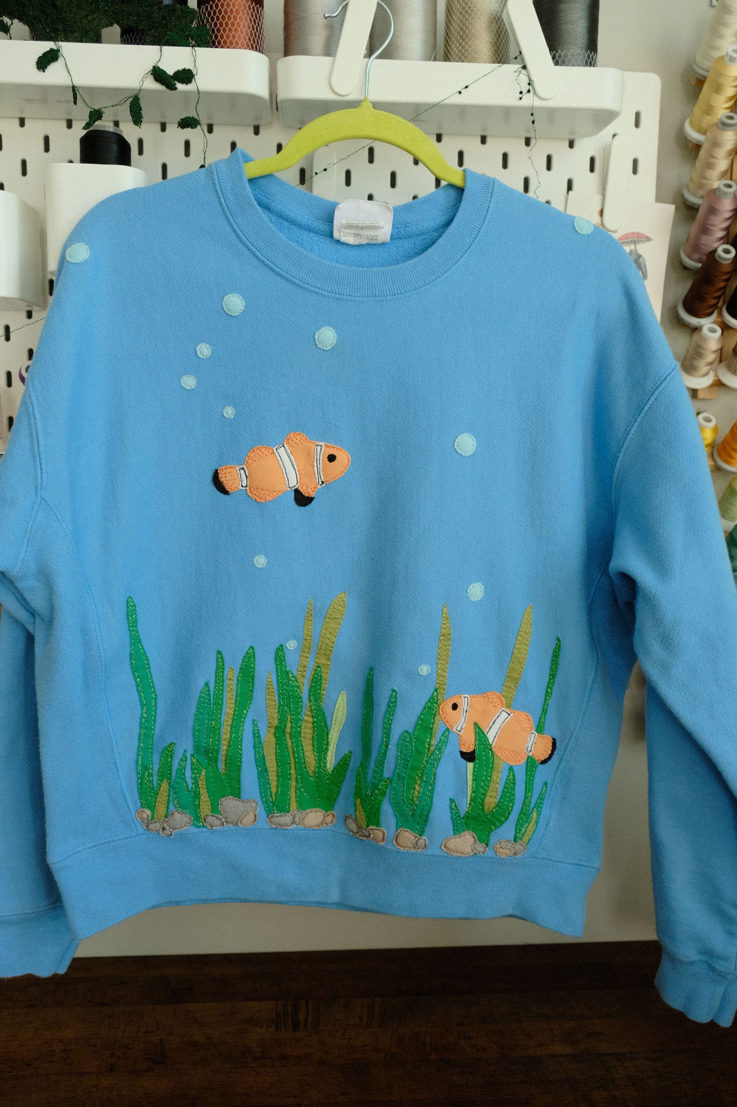 fish tank sweater *small/medium*