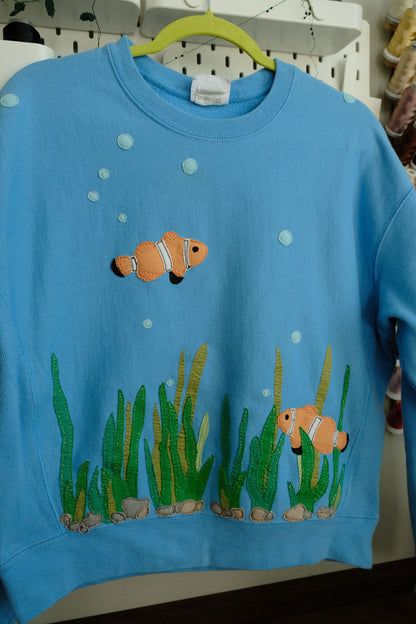 fish tank sweater *small/medium*