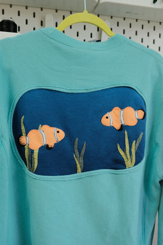 fishbowl crewneck *medium*