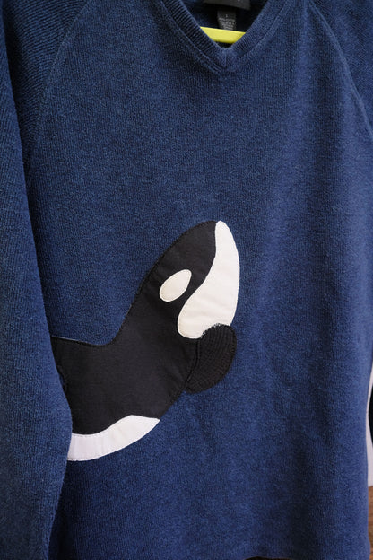 orca sweater *small*