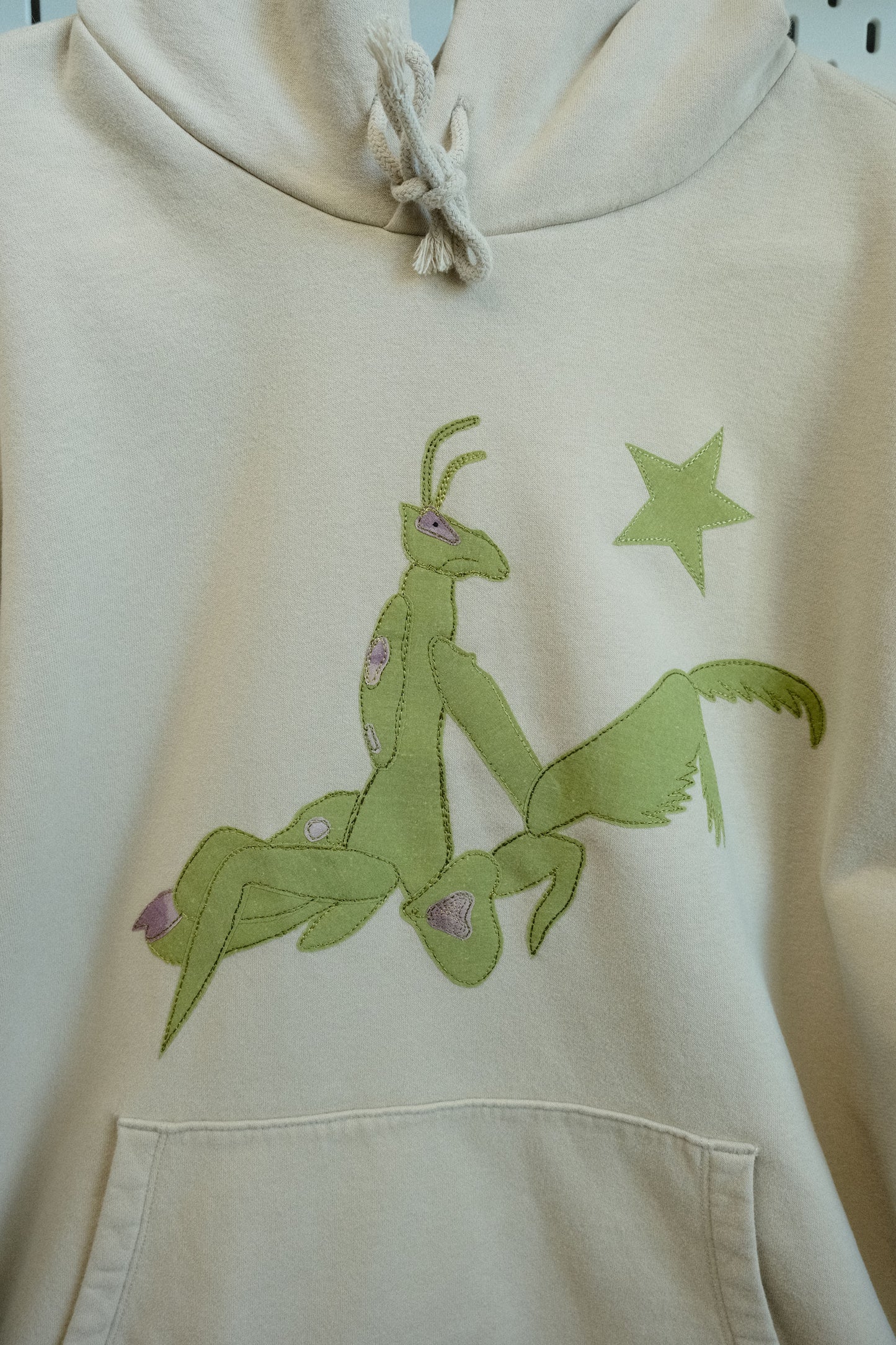 star mantis hoodie *LARGE*